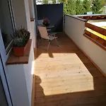 Lejlighed In *